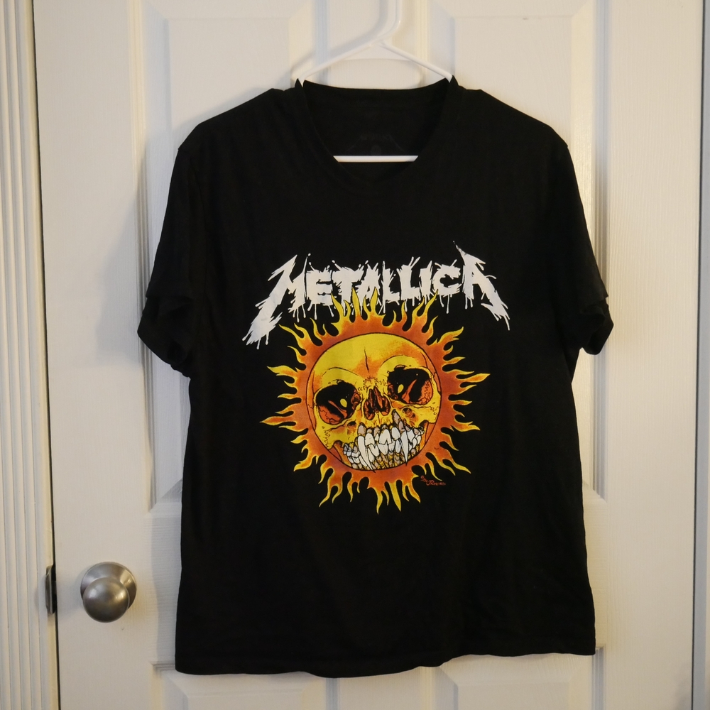 Metallica Black Graphic Tee - Short Sleeve
